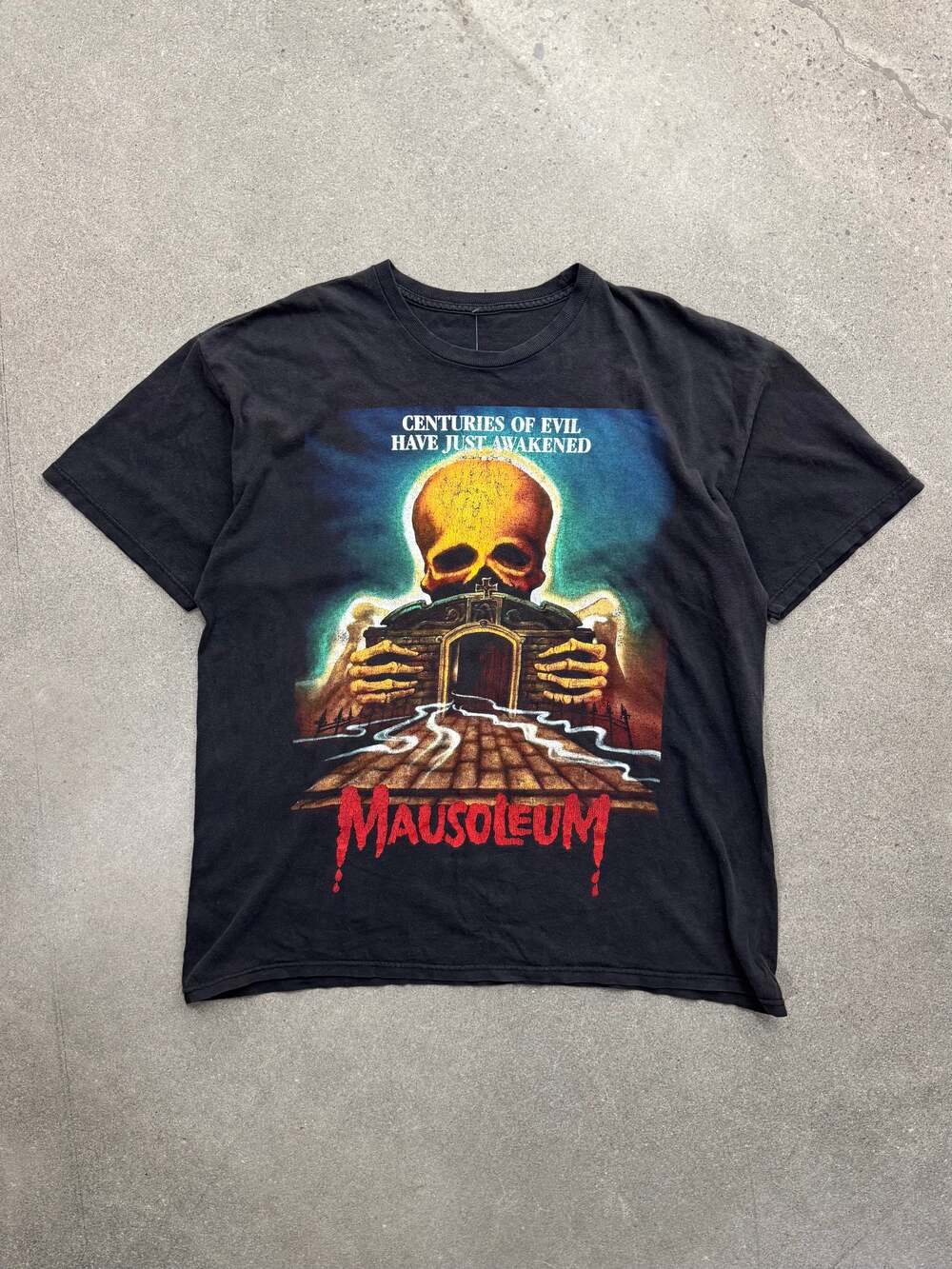 Mausoleum Horror Movie T-Shirt - XL